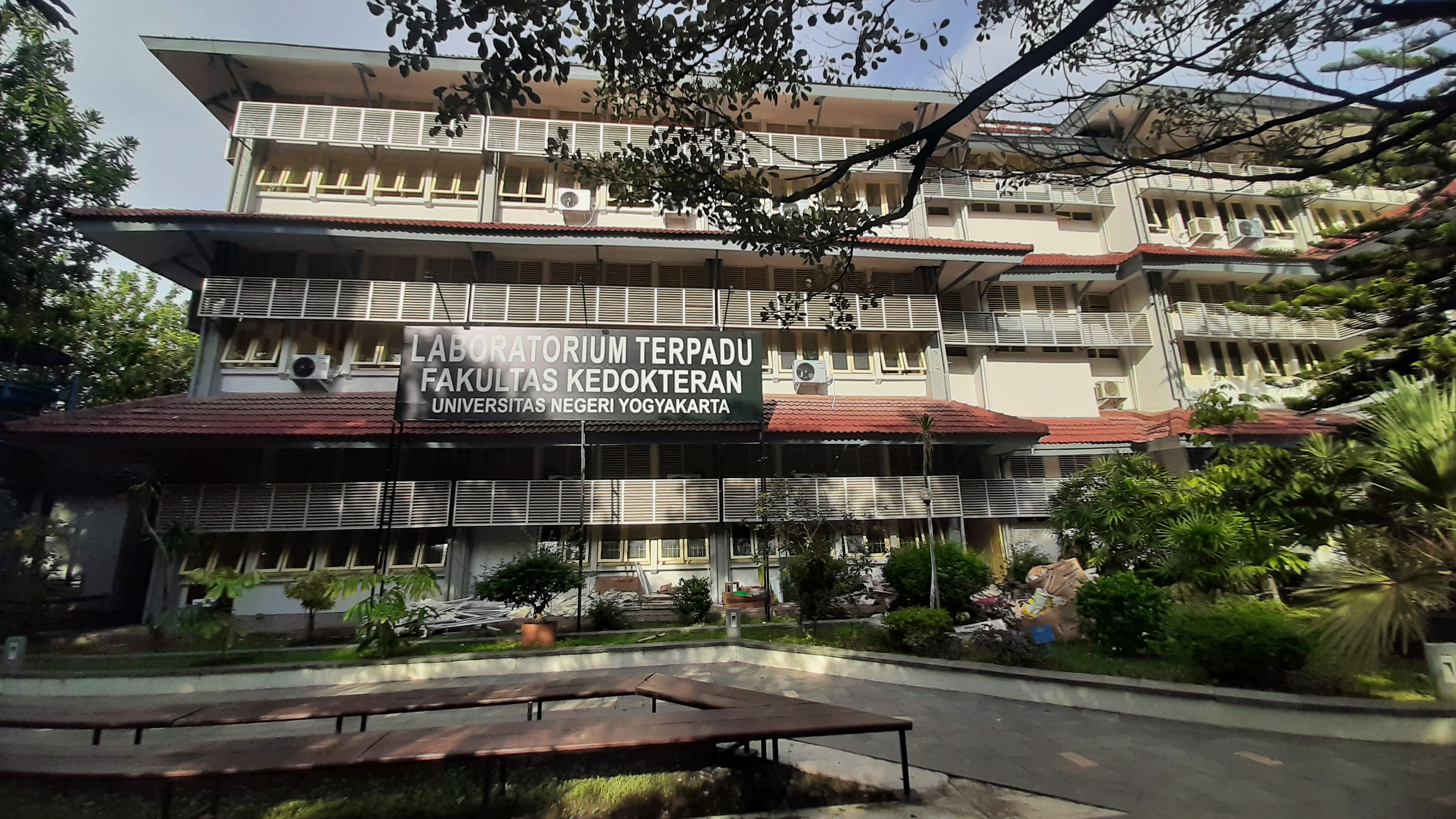 Inovasi Pendidikan: UNY Resmikan Laboratorium Kedokteran di Balik Dinding Perpustakaan